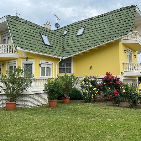 Margareta Apartmanhaz Apartment Hajduszoboszlo Luaran gambar