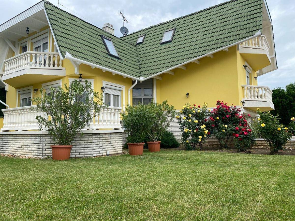 Margareta Apartmanhaz Apartment Hajduszoboszlo Luaran gambar